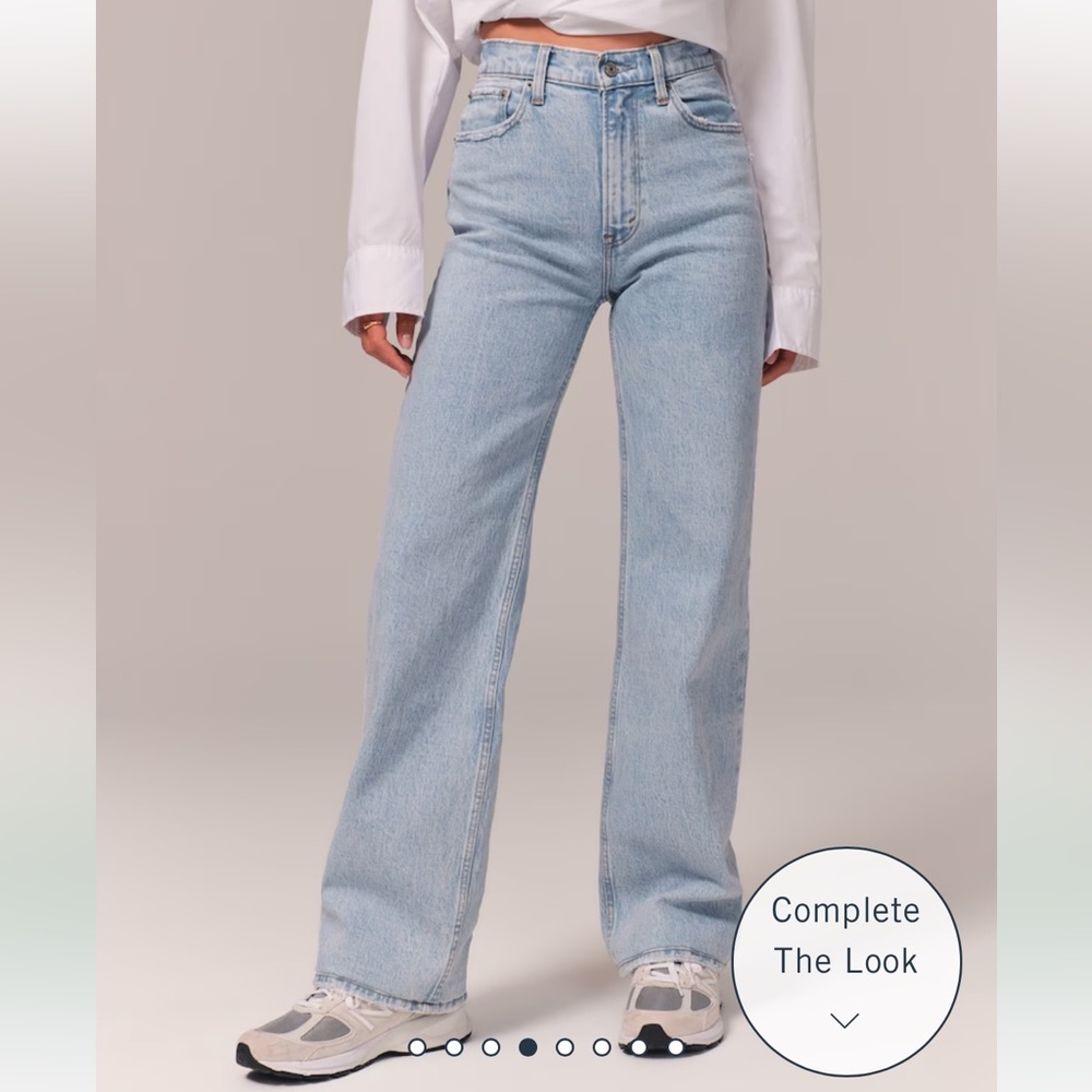 Abercrombie High Rise 90’s Relaxed Jean LONG